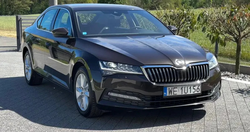 samochody osobowe Skoda Superb cena 89900 przebieg: 147000, rok produkcji 2020 z Tuczno